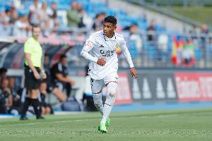 记者：托比亚斯被推荐给罗马，韦斯利仍是右后卫引援首选