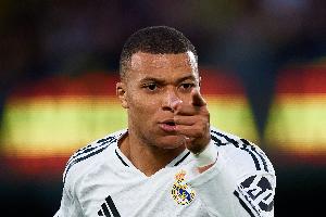 IM电竞游戏-维尼修斯2丢点！马卡：安帅做出决定，战枪手若有点球姆巴佩主罚