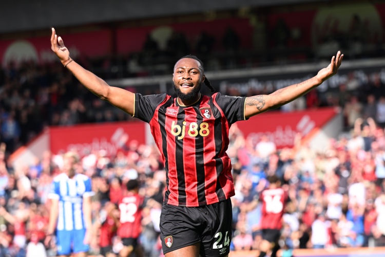 IM电竞-告别战英超补时制胜！塞梅尼奥是历史第6人，亨利、塔帅在列